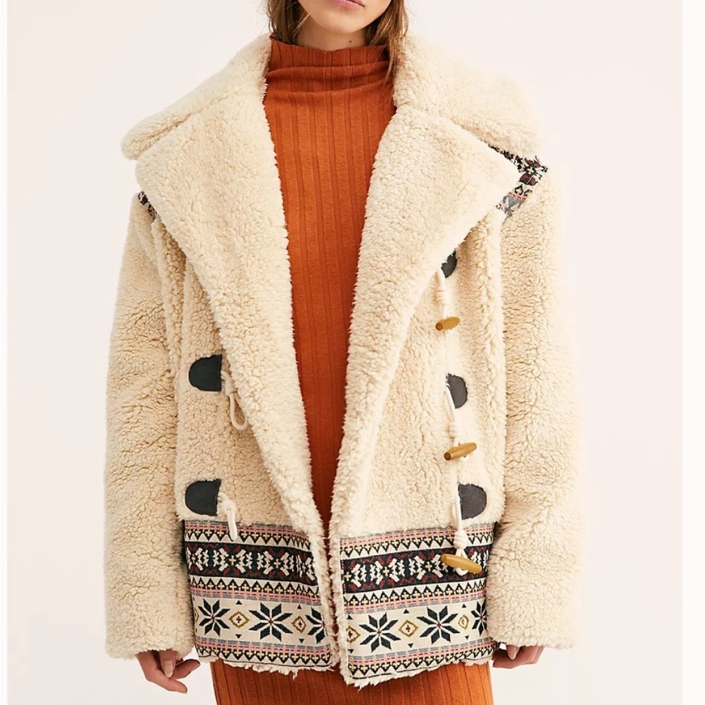 Free People Oh My Teddy Sherpa toggle jacket